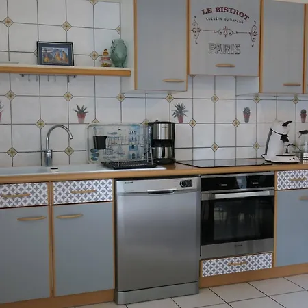 ヴィラ Maison De Charme Avec Jardin Clos, Terrasse A - Ref 868 *